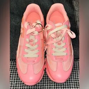 pink and white marc jacobs shoes